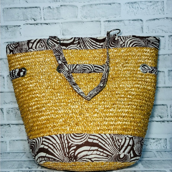 Stylish Yellow Straw with Brown and White Ribbon Accents Tote/Beach Bag - Picture 4 of 9